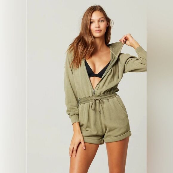 L*Space Stay Cool Green Romper Size Small - Picture 1 of 5
